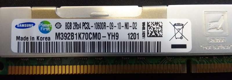 IBM 8GB PC3-10600R DDR3-1333 REGISTERED ECC 2RX4 CL9 240 PIN 1.5V VERY LOW PROFILE MEMORY MODULE
