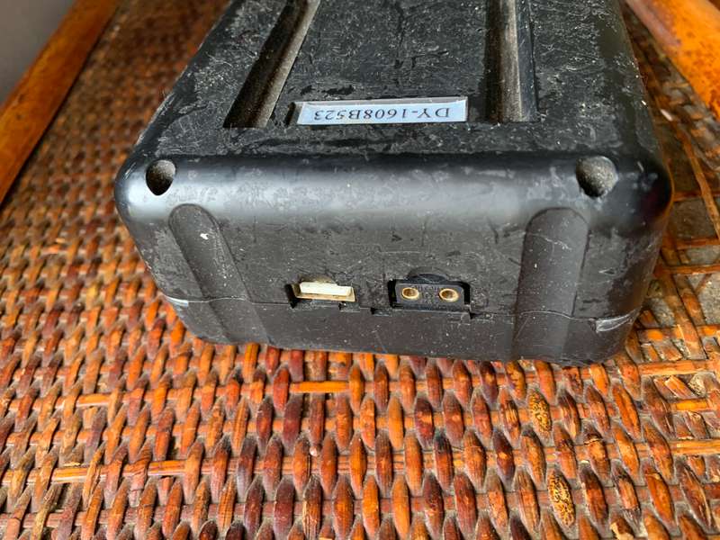 V Lock Battery