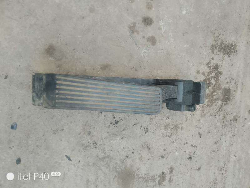 W203 SANARATE PEDAL