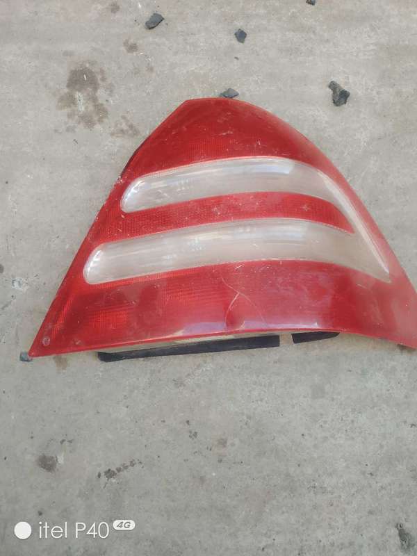 W203 RIGHT TAIL LIGHTS