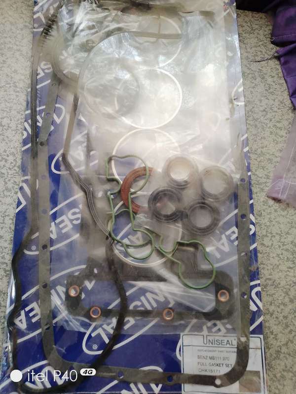 Benz MB111.970 GASKET SET