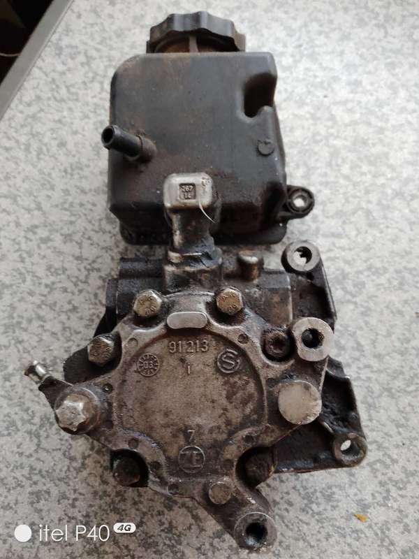 W203 STEERING PUMP MERCEDES BENZ