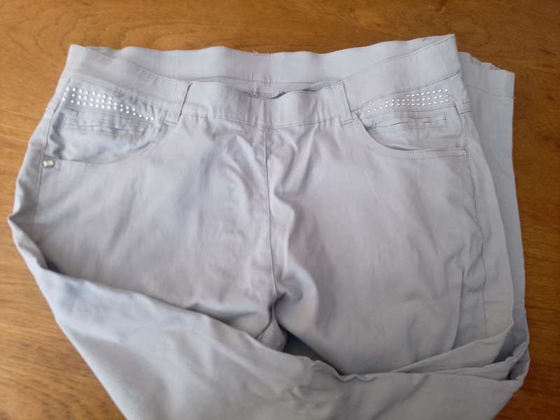 Bulk clothing (80+ items