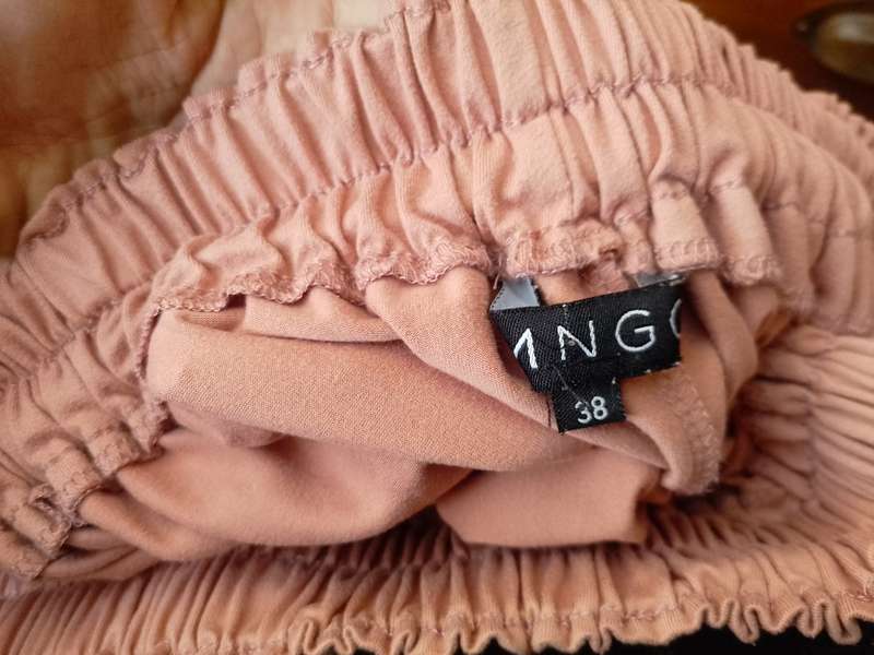 Bulk clothing (80+ items