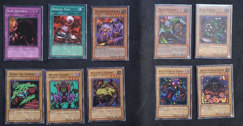Yu-Gi-Oh - Kaiba Starter Deck Complete released early 2002