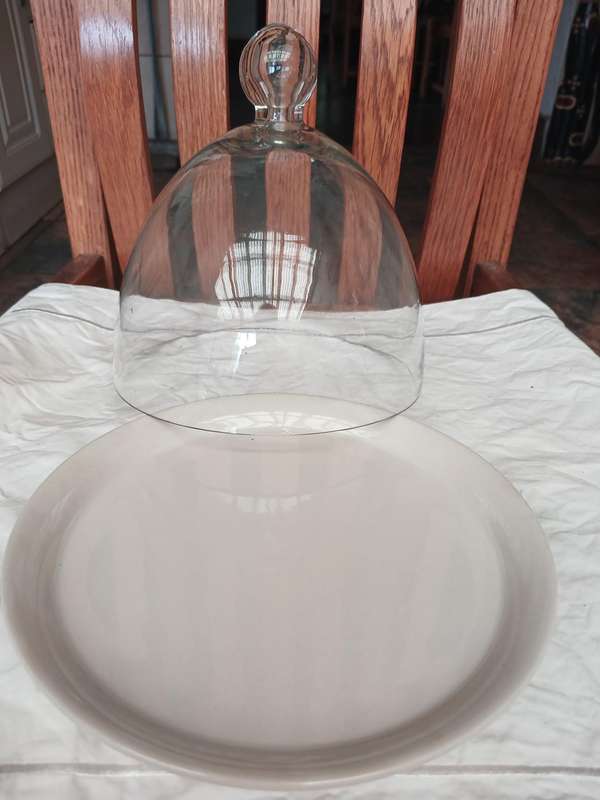 Cheese ceramic and glass cloche 19 Diameter x 20cm H