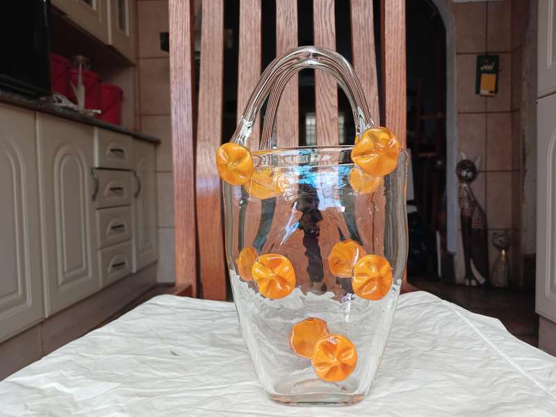 Glass vase Murano style in good condition no crack or chip 13 wide x 7.5 long x 25cm high