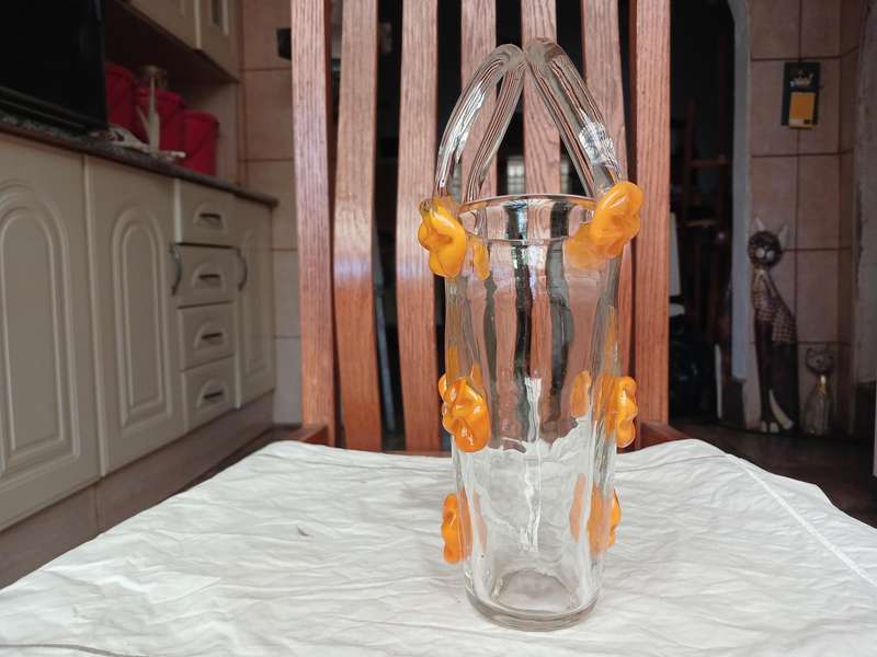 Glass vase Murano style in good condition no crack or chip 13 wide x 7.5 long x 25cm high