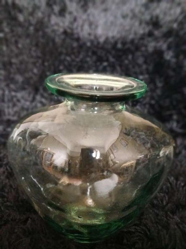 Glass vase heart shape 15W x 25L x 26cm H no chip or crack