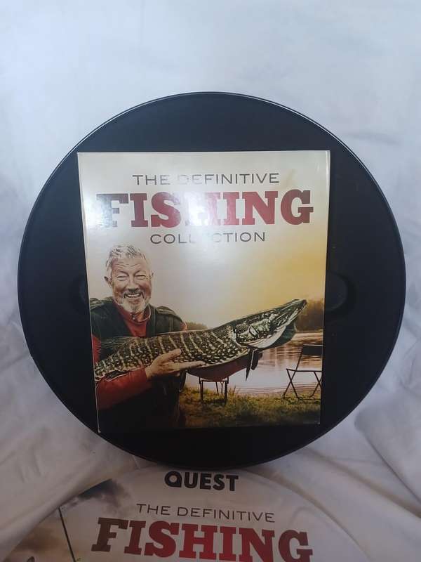 DVD Quest the definitive fishing collection 10 x discs in good condition
