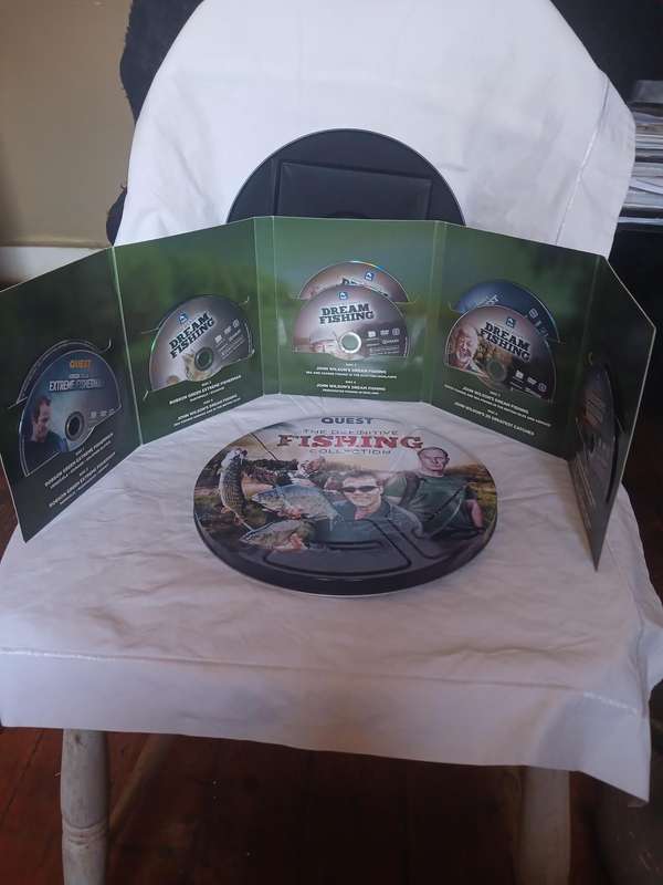 DVD Quest the definitive fishing collection 10 x discs in good condition