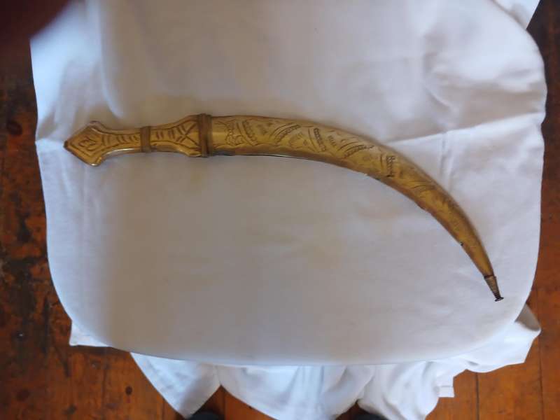 Vintage Brass engrave dagger with sheaf 40cm long