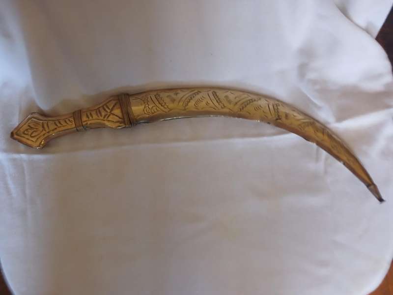 Vintage Brass engrave dagger with sheaf 40cm long