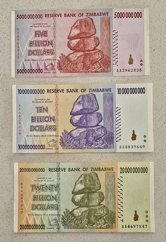 Zimbabwe uncirculated bank notes.5,10 & 20 Billion Dollars.Bid is for all 3 notes