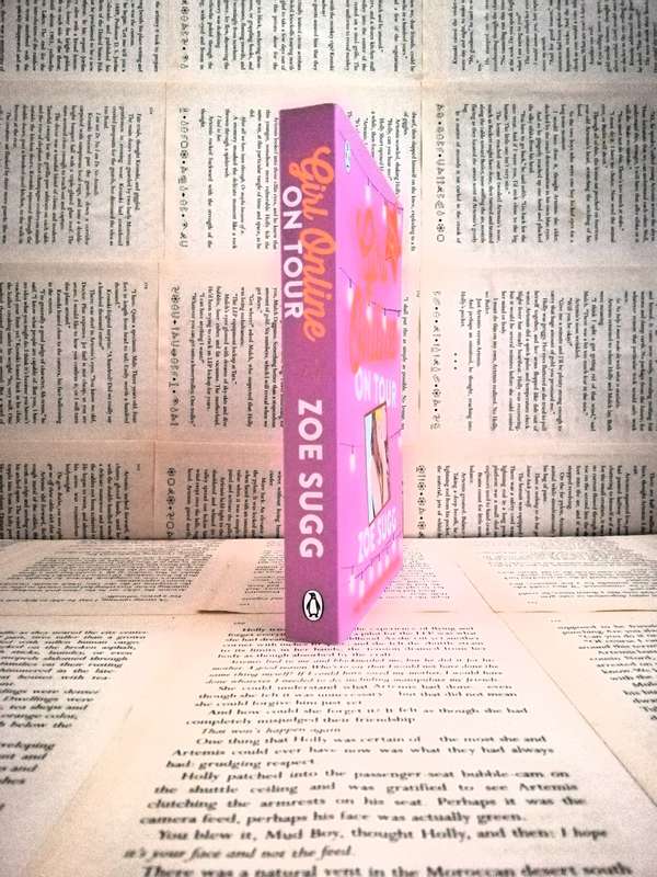 Girl Online: On Tour by Zoe Sugg (Book 2)