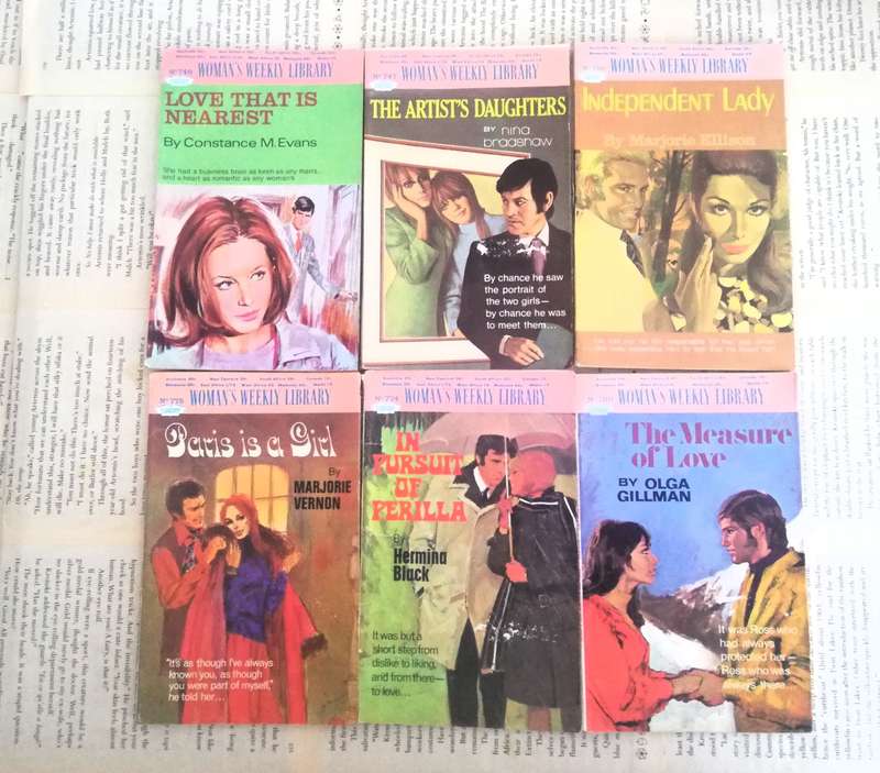 11 Woman's Weekly Library Books