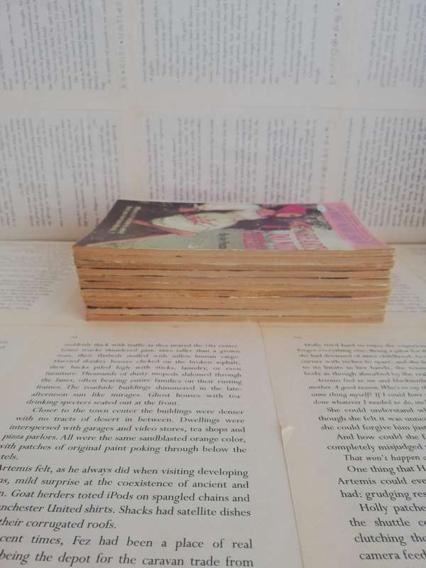 11 Woman's Weekly Library Books