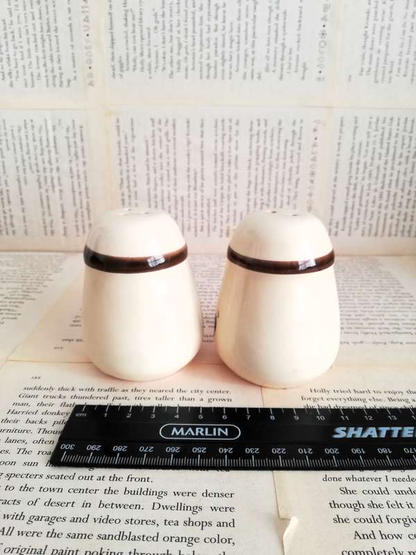 Stylish Olive - Vintage Salt And Pepper Shakers [Montenegro]