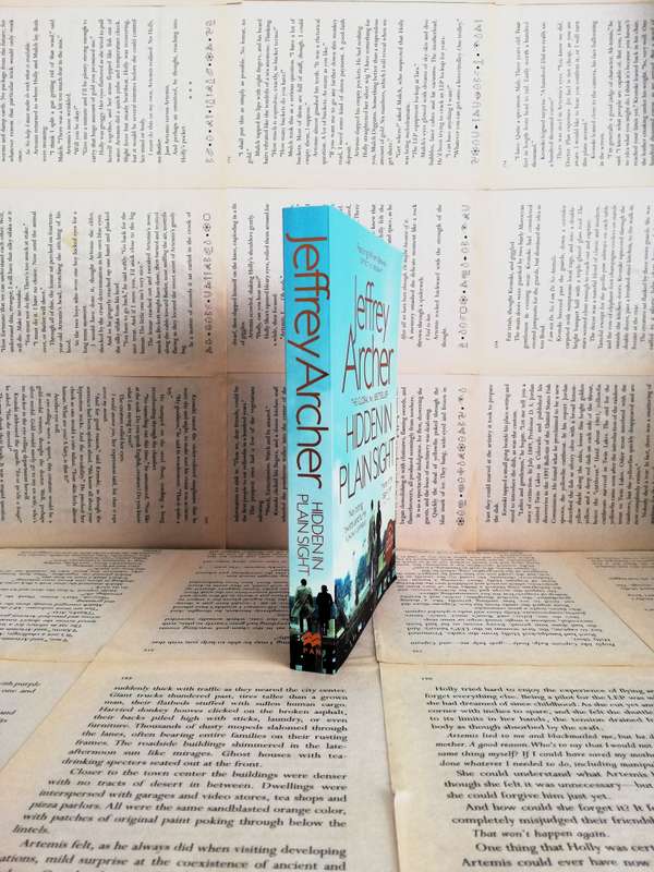 Hidden in Plain Sight by Jeffrey Archer (Book 2)