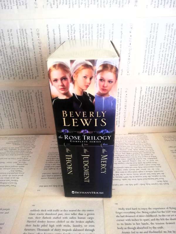 The Rose Trilogy by Beverly Lewis [3-Book Boxset]