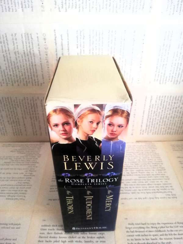 The Rose Trilogy by Beverly Lewis [3-Book Boxset]