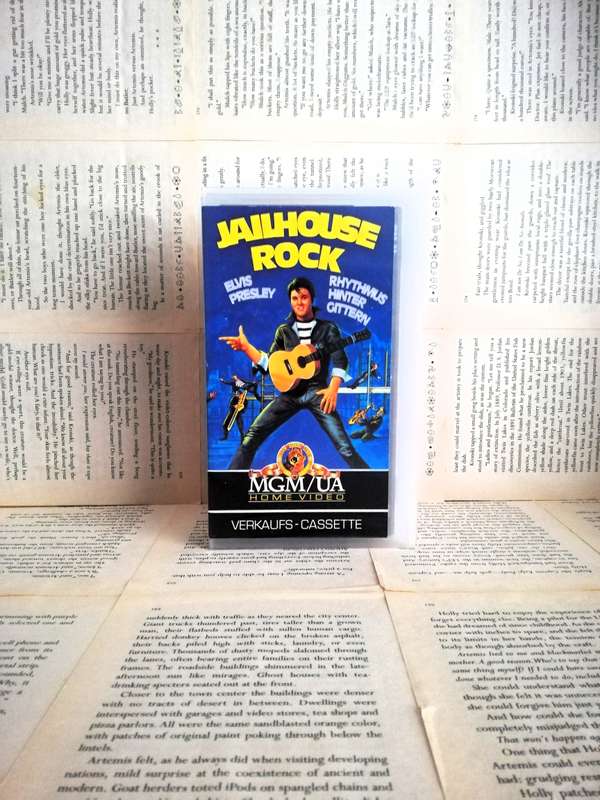 Jailhouse Rock: Elvis Presley - Movie VHS Tape [VHS]