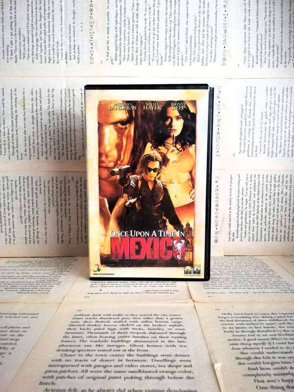 Once Upon A Time In Mexico  - Movie VHS Tape (2003) [VHS]