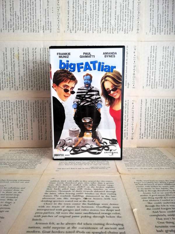 Big Fat Liars  - Movie VHS Tape (2002) [VHS]