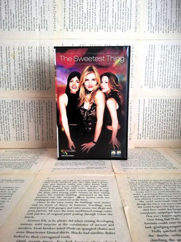 The Sweetest Thing - Movie VHS Tape (2002) [VHS]