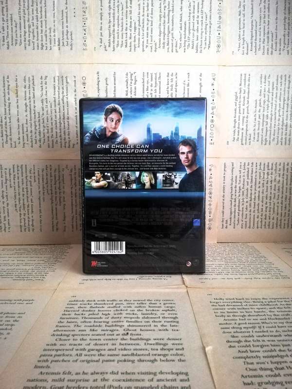 Divergent [DVD] [NEW]