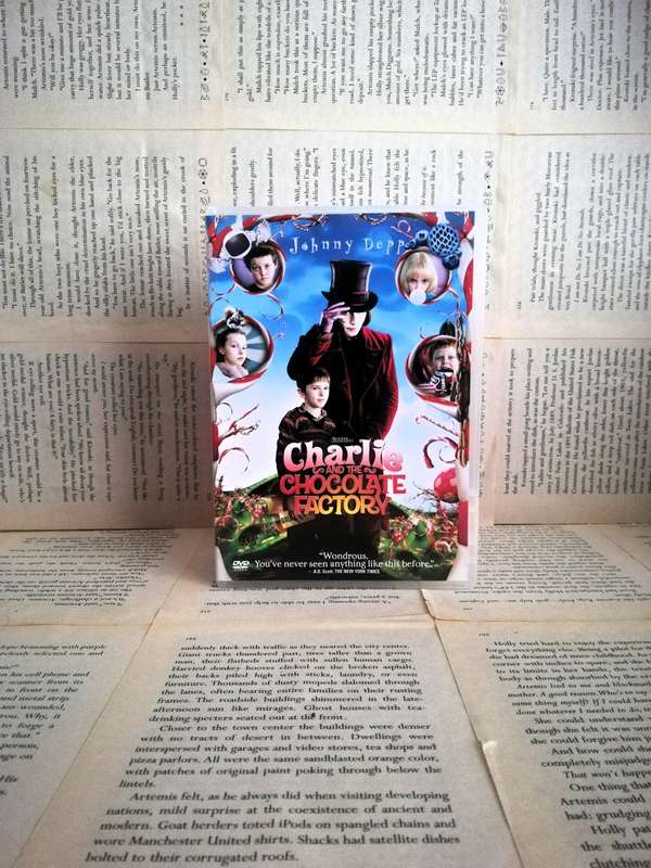 Charlie and the Chocolate Factory [DVD]