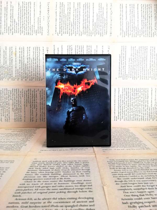 The Dark Knight [DVD]