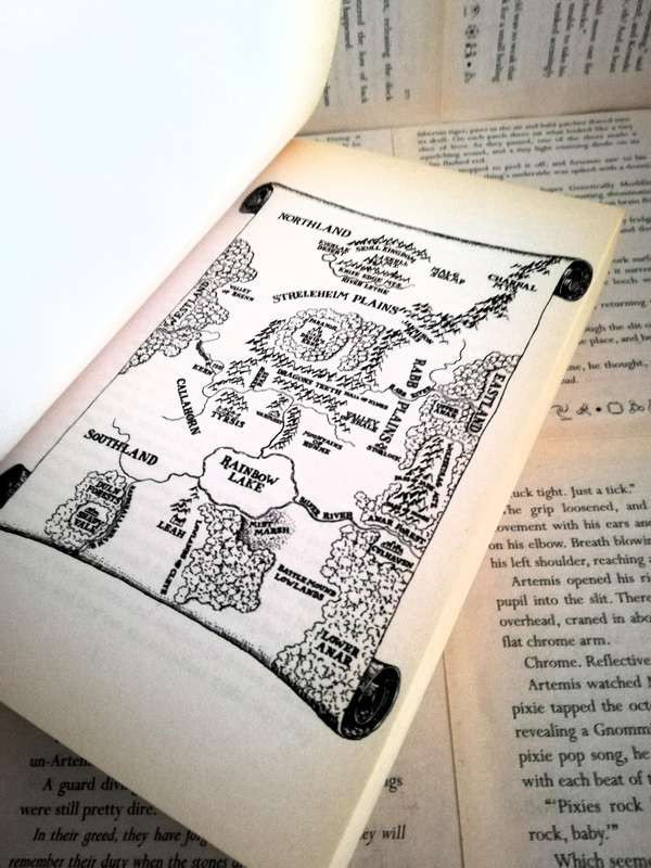 The Sword of Shannara by Terry Brooks (Book 1 of The Shannara Trilogy)