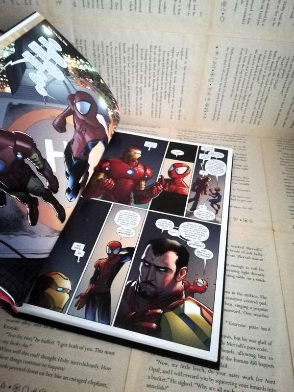 Ultimate Spider-man: Death of Spider-man (Marvel Ultimate Graphic Novel Collection #69)