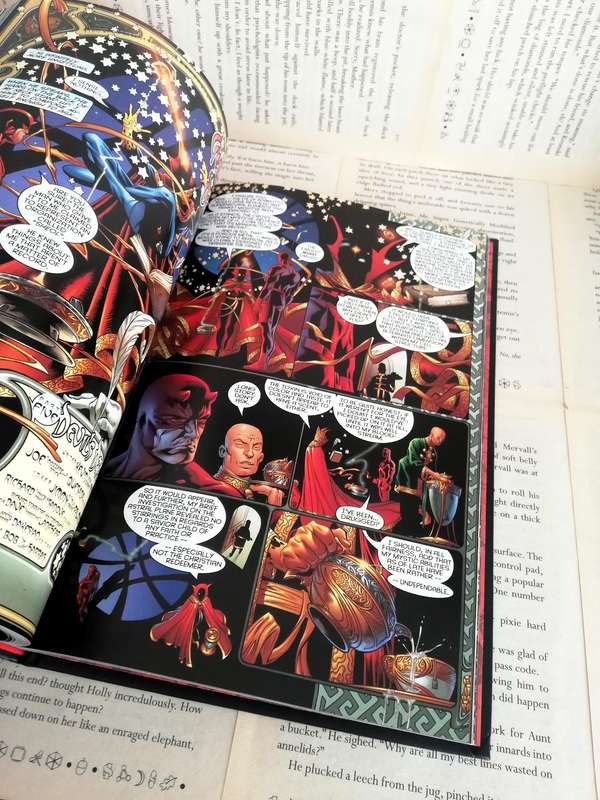 Daredevil: Guardian Devil (Marvel Ultimate Graphic Novel Collection #17) [Graphic Novel]