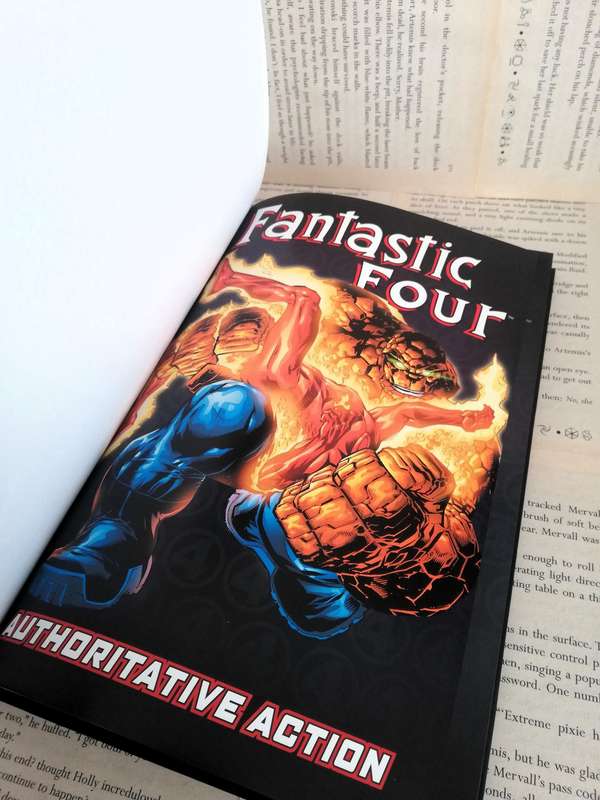 Fantastic Four: Authoritative Action (Marvel Ultimate Graphic Novel Collection #31) [Graphic Novel]