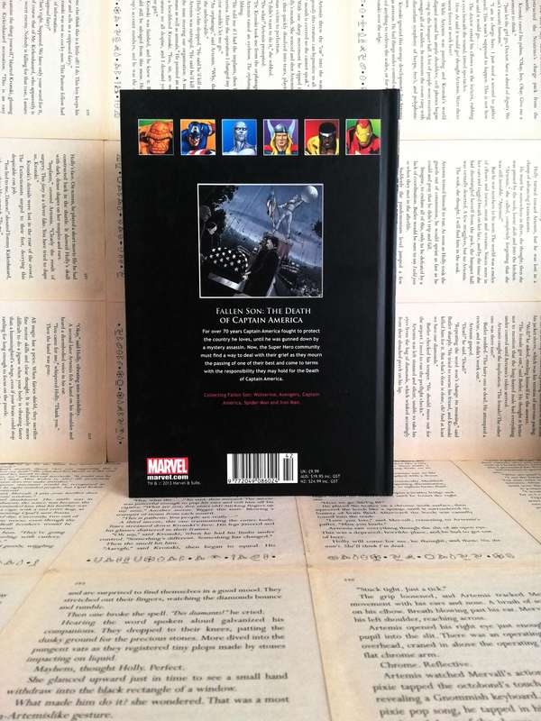 Fallen Son: The Death of Captain America (Marvel Ultimate Graphic Novel Collection #51)