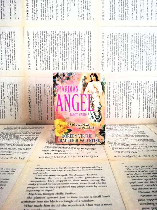 Guardian Angel Tarot Cards: A 78-Card Deck and Guidebook