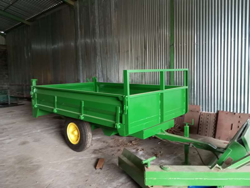 tip trailer 3m x 2m  6 tons