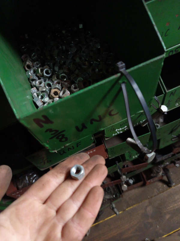 Nut 3/8