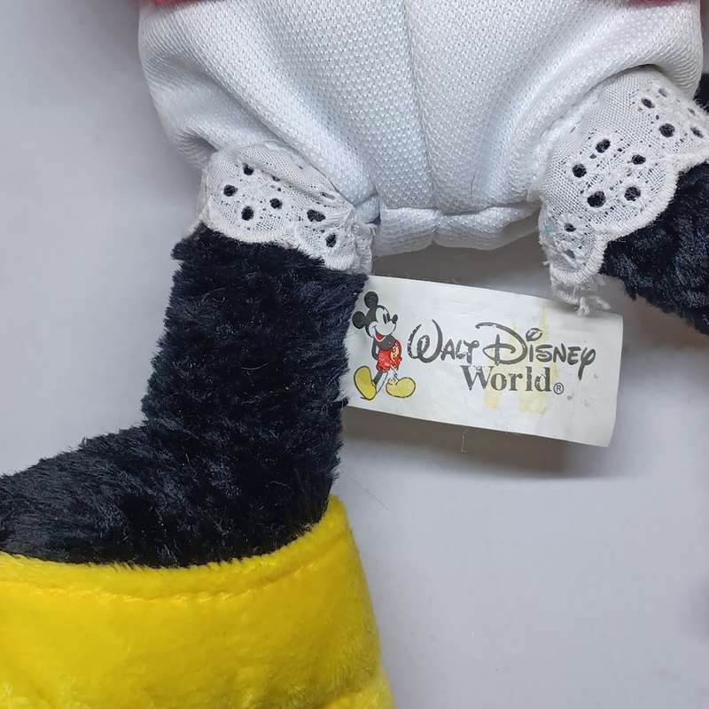 Walt Disney World Minnie Mouse 11" Plush