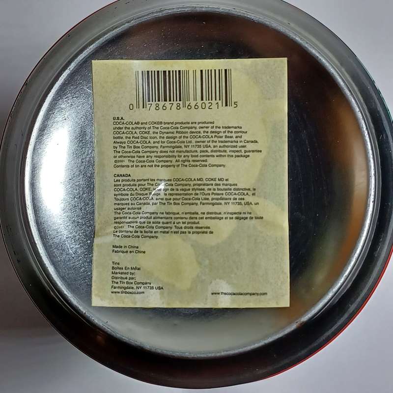 Vintage Coca cola Tin Coin Piggy Bank Round Coke Can Shape (20cm x 9.5cm)  Removable Lid
