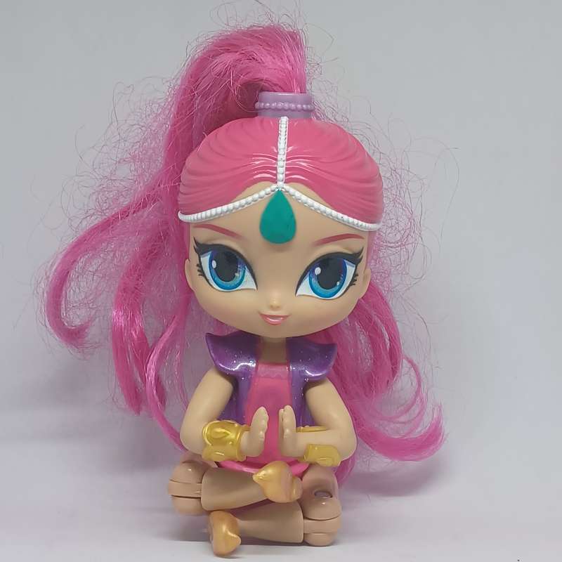 Shimmer and Shine  Sitting Standing doll. (13cm - 17cm)
