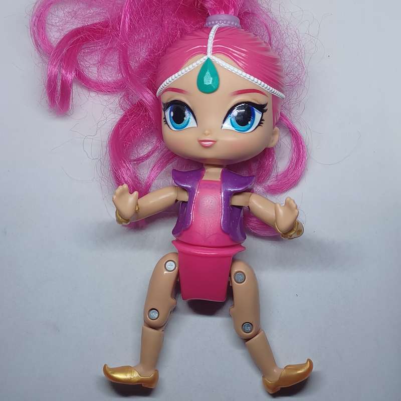 Shimmer and Shine  Sitting Standing doll. (13cm - 17cm)