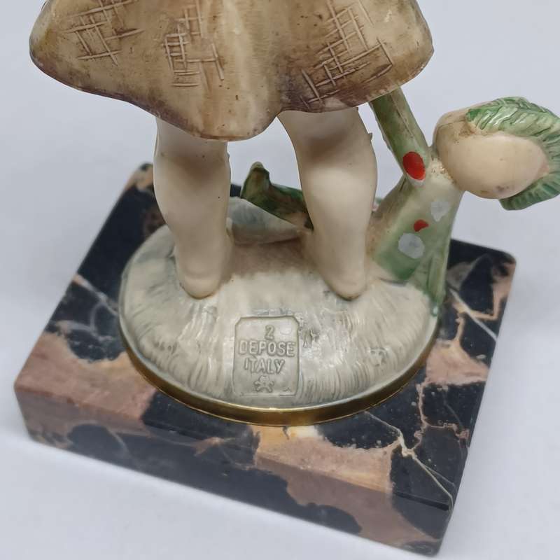 Vintage FONTANINI DEPOSE ITALY GIRL FIGURINE WITH DOLL on Carrara MARBLE BASE (12cm x 6cm x 4.5cm)