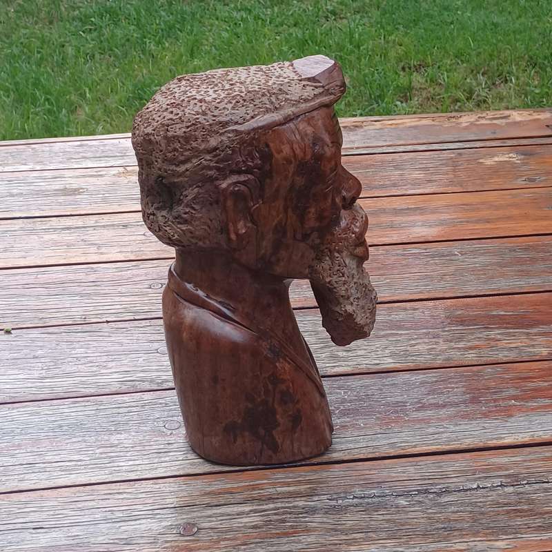 Vintage Hand Carved Wooden Folk Art Zulu Elder (26.5cm x 12cm x 15cm)