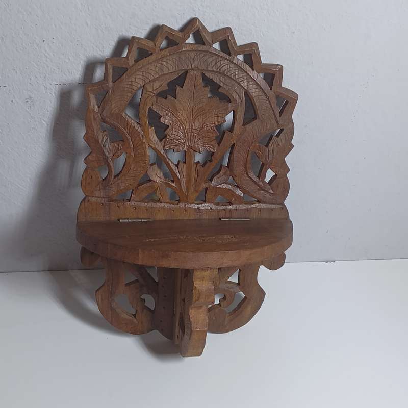 Vintage Carved Wooden Leaf Lattice Folding Display Shelf - (21cm x 13.7cm)