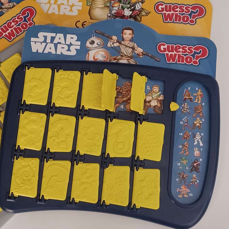 GUESS WHO Star Wars  Game Hasbro Gaming Disney Level 2 complete