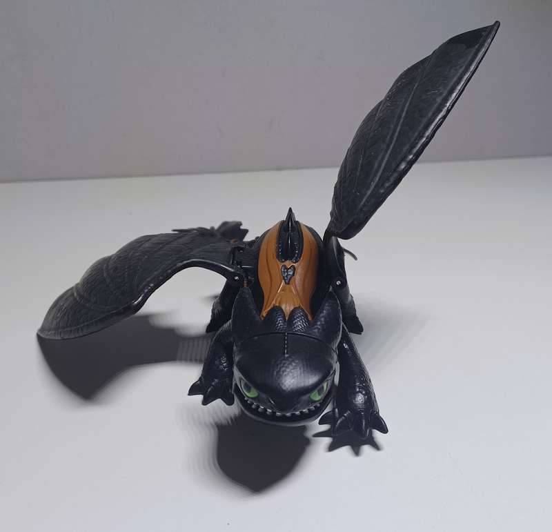 Dreamworks How to Train Your Dragon Hidden World Action Figure Toothless