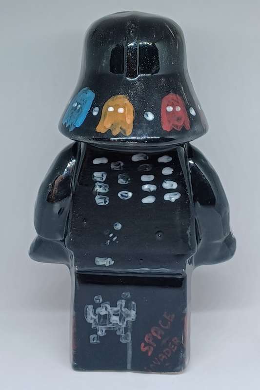 Star Wars Darth Vader ceramic hand painted figure(19.5cm x 11.5cm x 9cm)